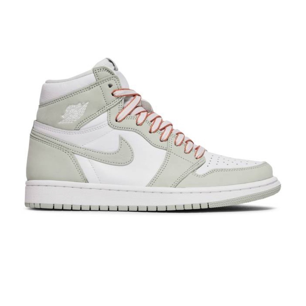 Air Jordan 1 Retro High OG ‘Seafoam’ Size 9 W